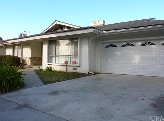 3rd image of 31 W Santa Anita Ter