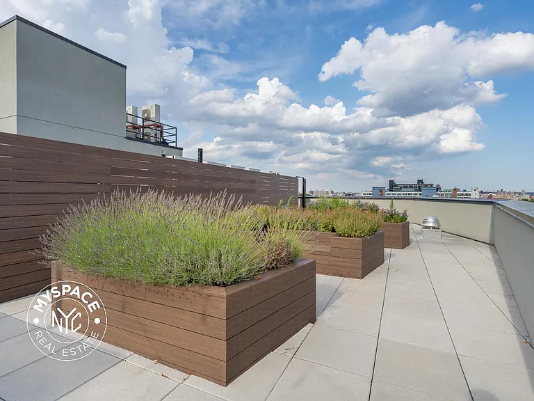 58 Vanderbilt Ave #10M — Photo 10