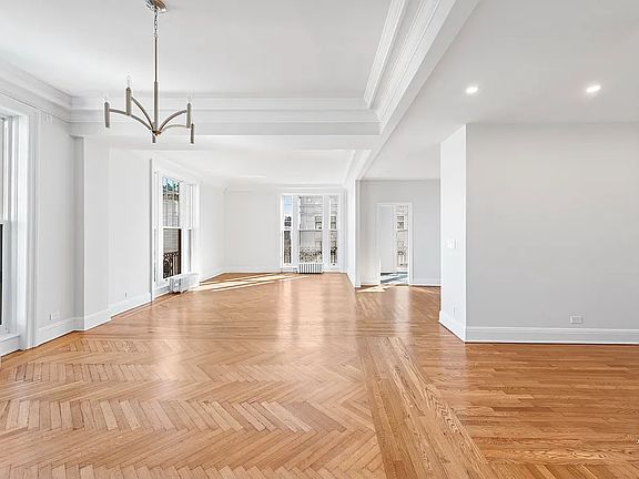 4th image of 375 W End Ave