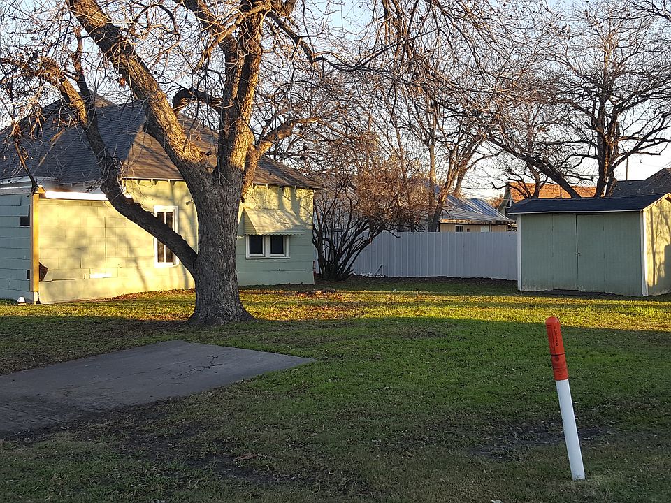 2nd image of 117 N Dobson St
