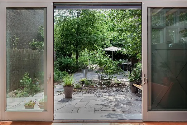 Rented by Corcoran | media 12