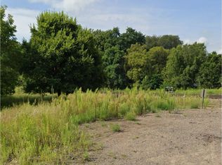 40 Main St NW, Bethel, MN 55005