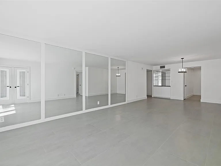 1360 S Ocean Blvd #403 — Photo 22