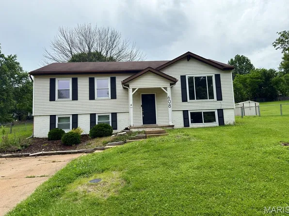 608 Williams Dr, Eureka, MO 63025