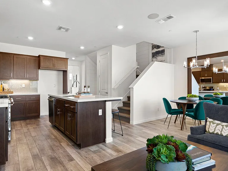 Spacious Townhomes in Provence at Natomas — Photo 77
