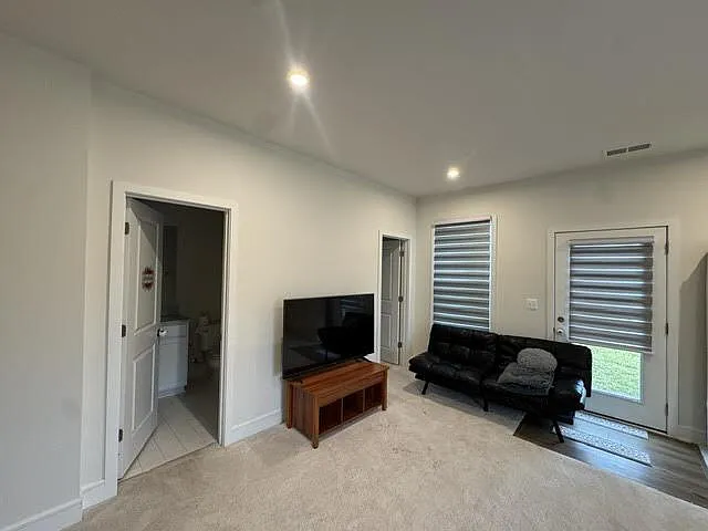 149 Choke Cherry Ct — Photo 11