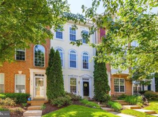 5860 Summers Grove Rd, Alexandria, VA 22304