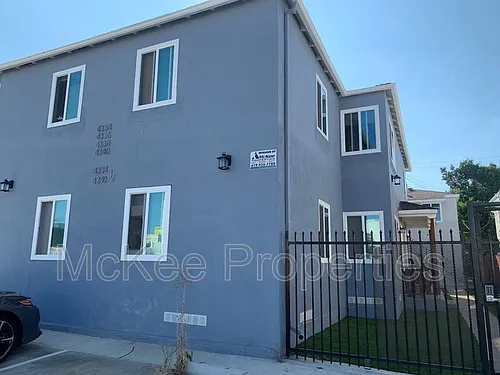 4334.5 Van Dyke Ave Photo 1