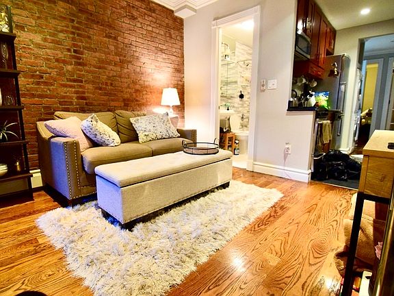 2nd image of 183 Avenue B #6