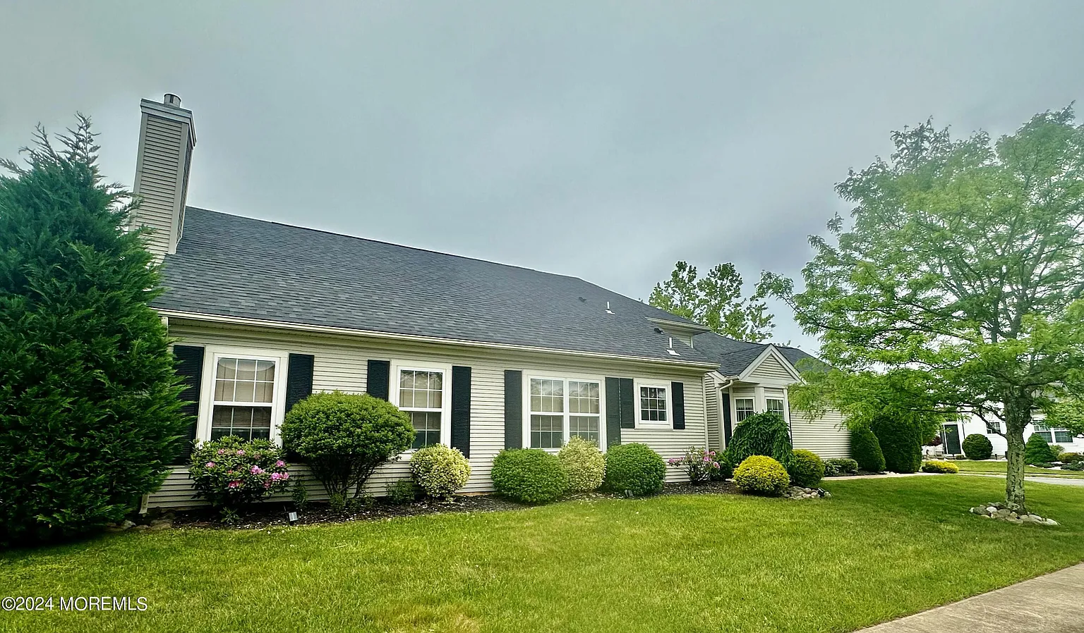 16 Ignatius Drive photo 1