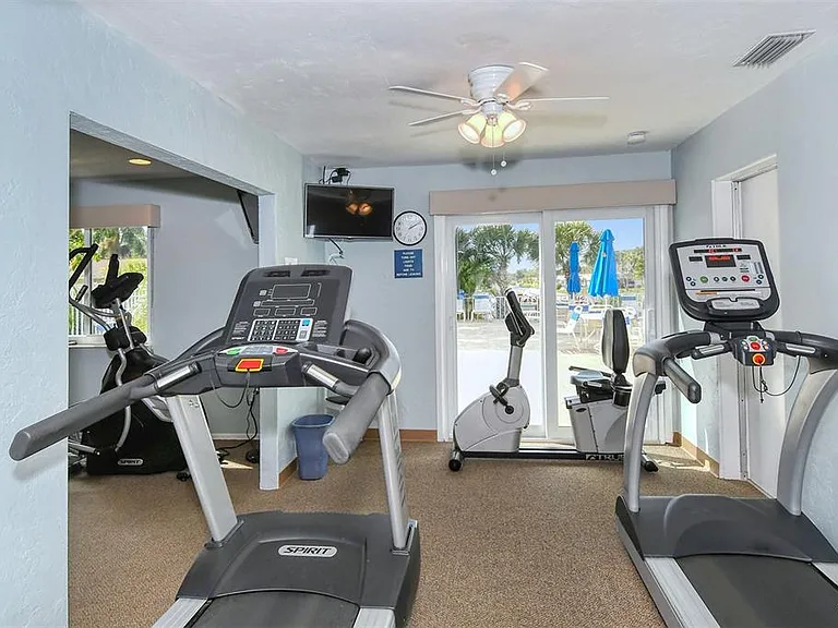 2657 Riverbluff Pkwy #V-122 — Photo 35