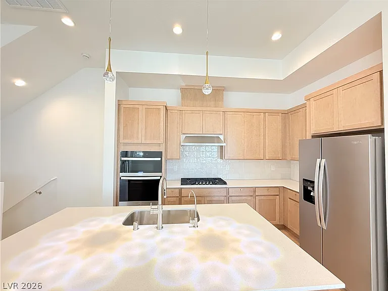 659 Fortis Creek St — Photo 7