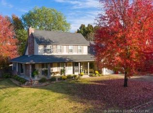 510 Stonehaven Dr, Claremore, OK 74017