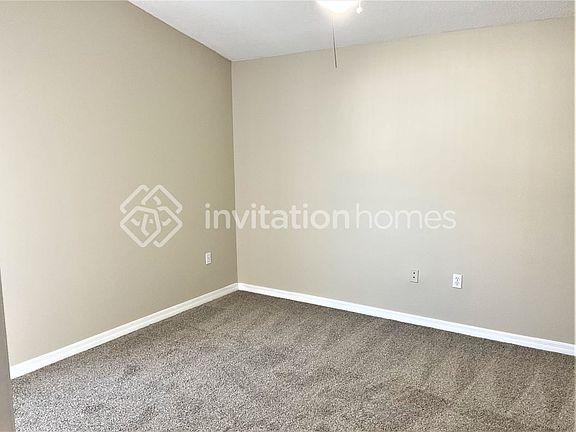 5th image of 4627 Cumbrian Lakes Dr