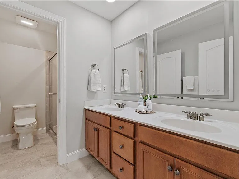 8704 Balbirnie Ct — Photo 18