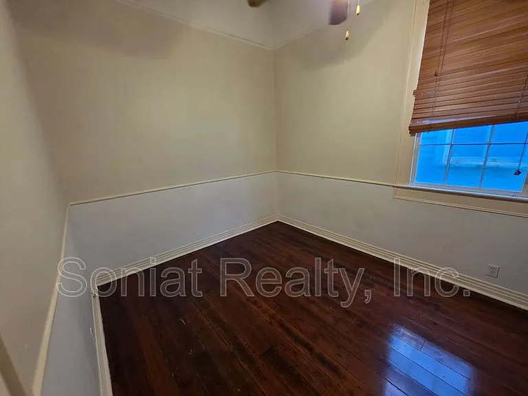 1019 Clouet St #FRONT — Photo 6