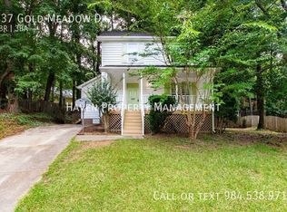137 Gold Meadow Dr, Cary, NC 27513