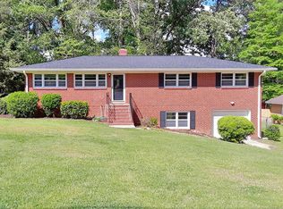 3832 Vesta Dr, Raleigh, NC 27603