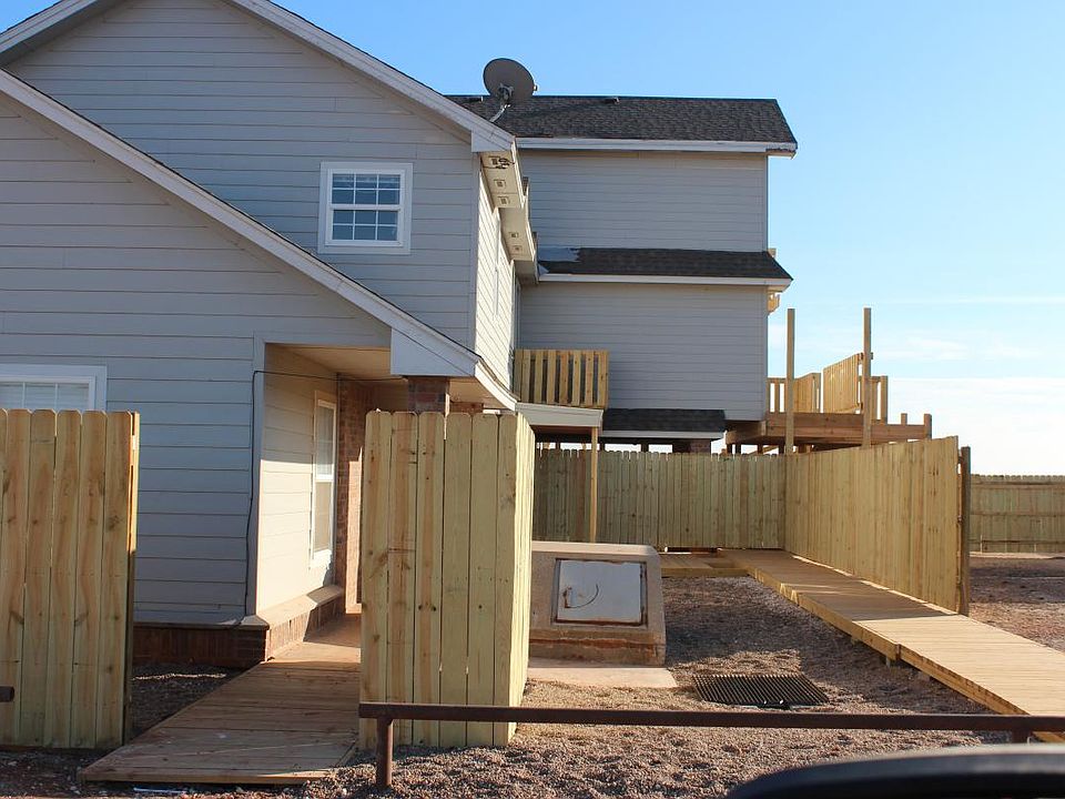 View of Unit B entrance
