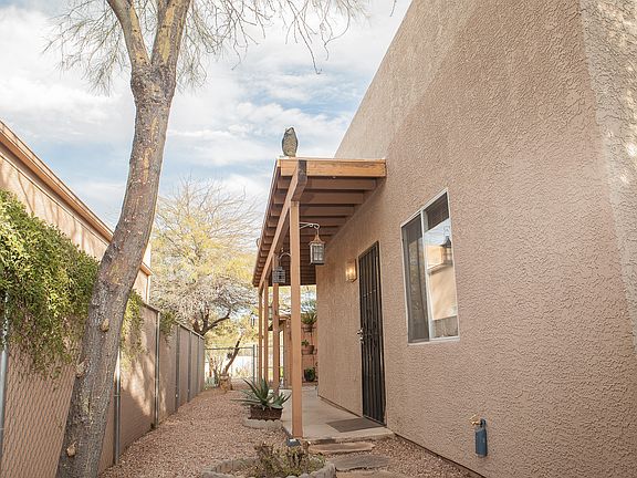 2nd image of 31 E Camino Villas