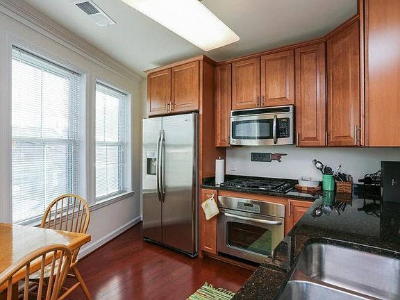 5th image of 2101 N Monroe St APT 115