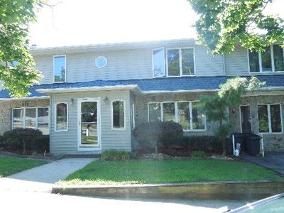 18 Wards Point Ave, Staten Island, NY, 10307
