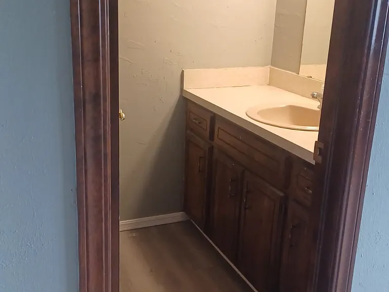 4533 NE Bell Ave — Photo 11