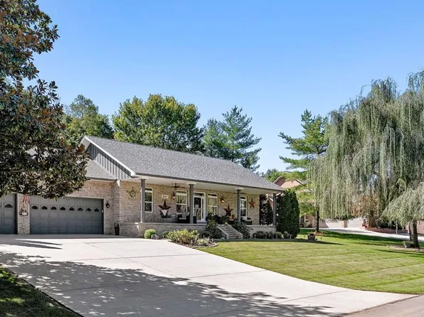 4423 Plantation Dr, Cookeville, TN 38506