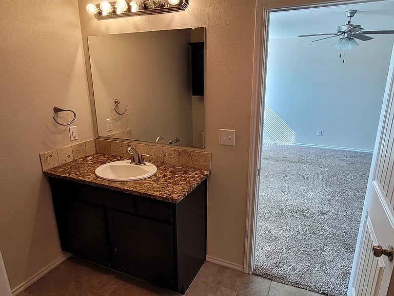 10113 Viola Ave — Photo 12