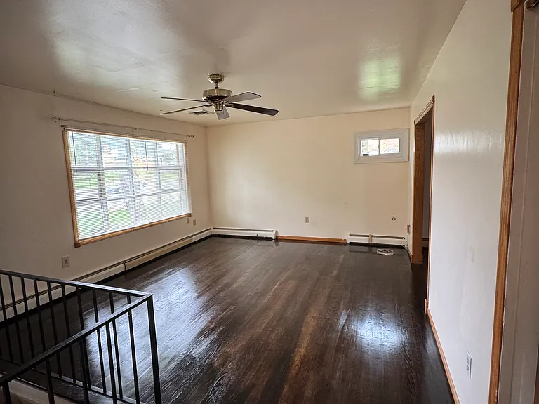 14007 Franklin St — Photo 33