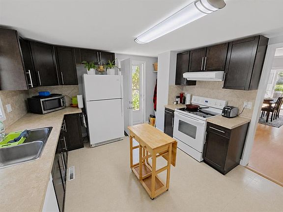3rd image of 2214 S 22nd St