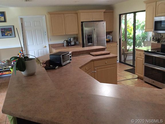 5th image of 756 Tumblebrook Dr