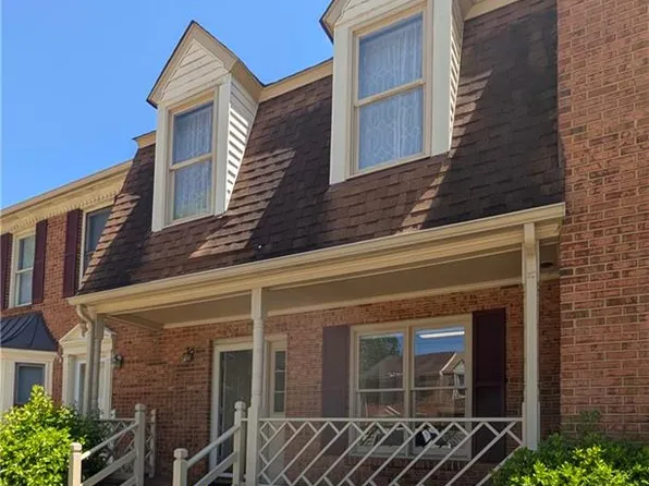 9 Riverview Ct, Suffolk, VA 23434