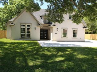 1415 N 18th St, Nederland, TX 77627