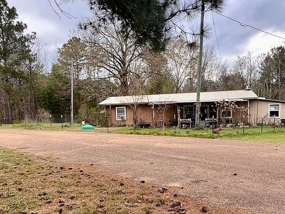 2nd image of 3085 Beauregard Rd