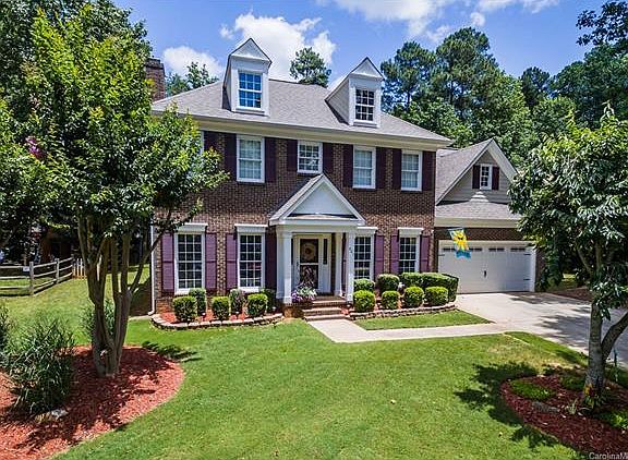 2nd image of 521 Tysons Forest Dr