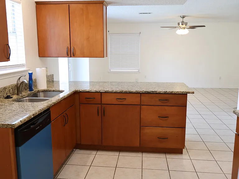 8721 Limestone Dr — Photo 8