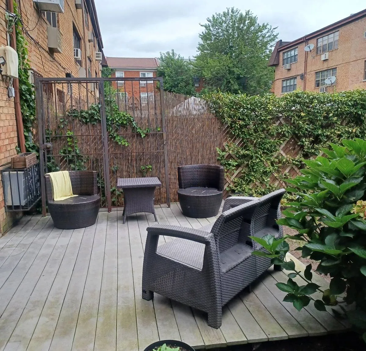 1 bed, 1.0 bath, 600 sqft, $1,950 — Photo 4