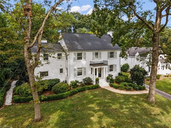 628 Roslyn Rd, Winston Salem, NC 27104