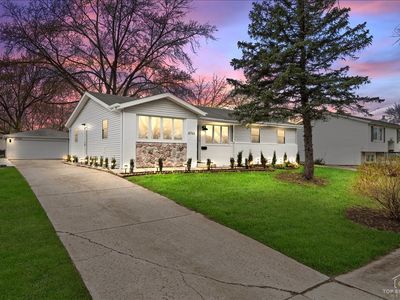 8766 S 83rd Ct, Hickory Hills, IL, 60457
