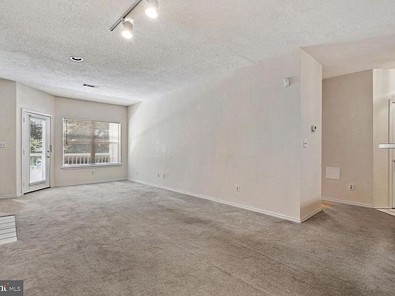 3rd image of 13070 Autumn Woods Way APT 202