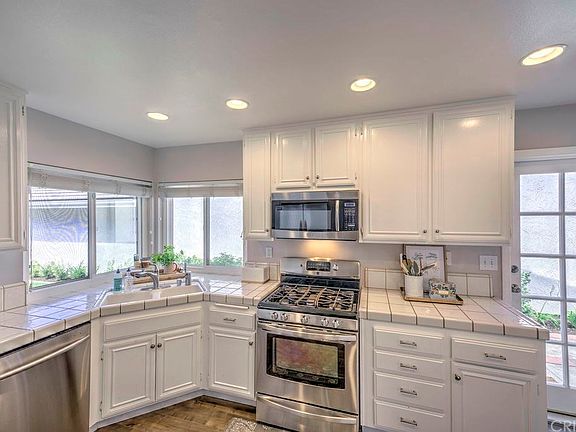 4th image of 25934 Adolfo Ct