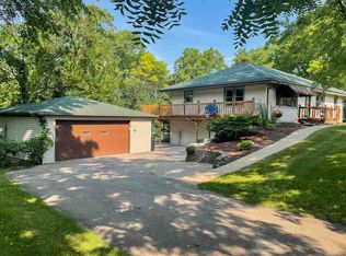 10294 Atwood Rd, Roscoe, IL 61073