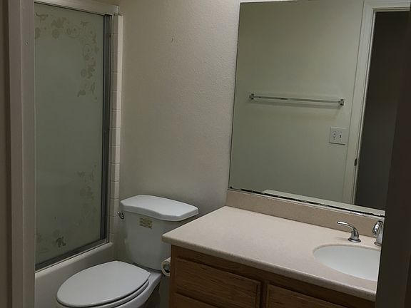 3rd image of 14228 La Paz Dr