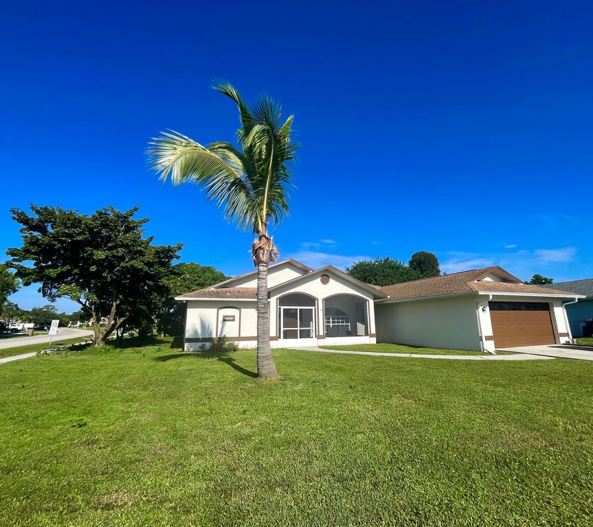 1501 Senior Ct - Property Image