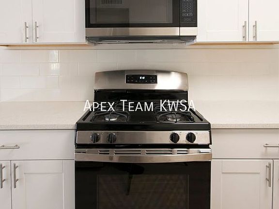 5th image of 2627 E Grant Rd APT 8