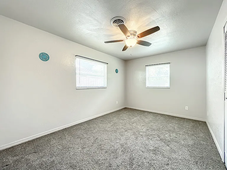 Park Manor Dr — Photo 18