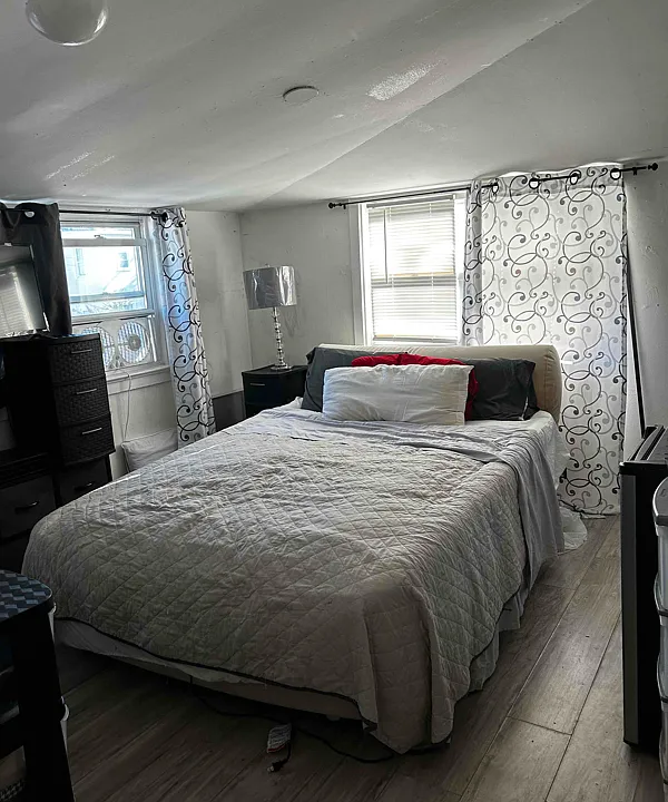 423 Central Ave #5