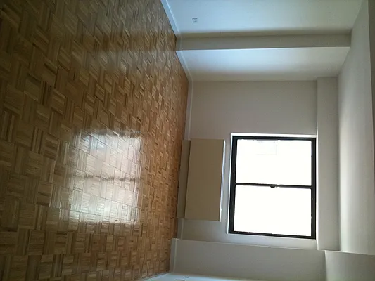 Rented by Olnick Organization | media 25