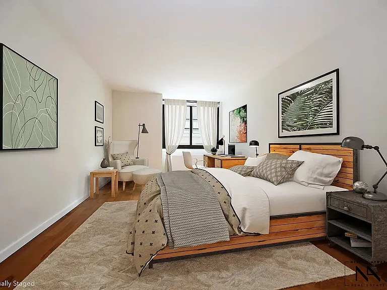 515 E 72nd St #8F — Photo 3